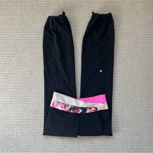 Lululemon flare leggings wirh sinched hem
